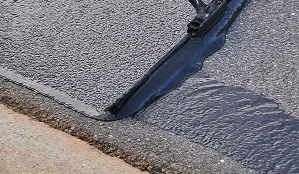 Tampa Bay Asphalt and Pavement Seal Coating & Top Coating Services